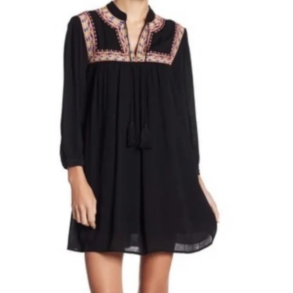 Jack Bb Dakota Embroidered mini Dress - Picture 1 of 9